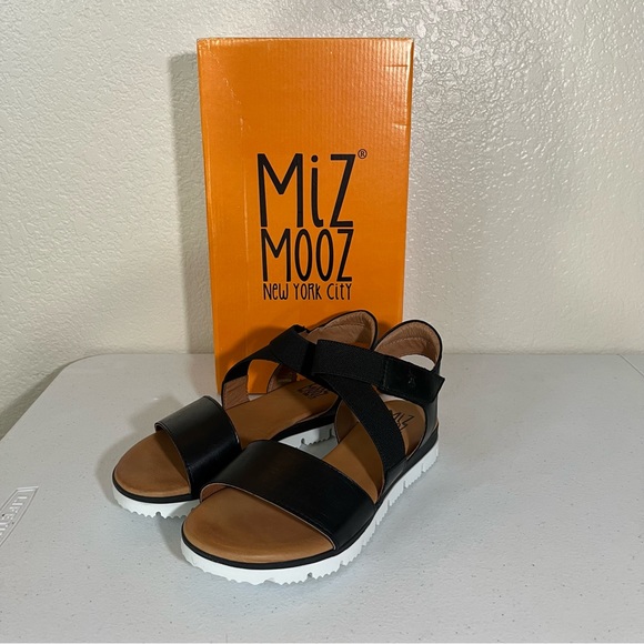Miz Mooz Shoes - Miz Mooz Sandals 38 / US 7.5-8 Black White Sansa Flatform Womens Shoes NEW